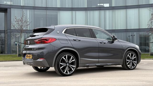 BMW X2 sDrive18i High Executive M-Sport 20" LMV