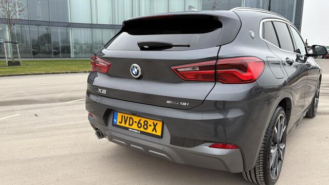 BMW X2 sDrive18i High Executive M-Sport 20" LMV
