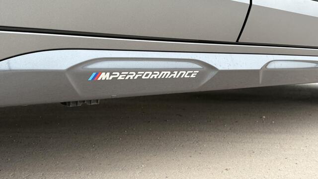 BMW X2 sDrive18i High Executive M-Sport 20" LMV