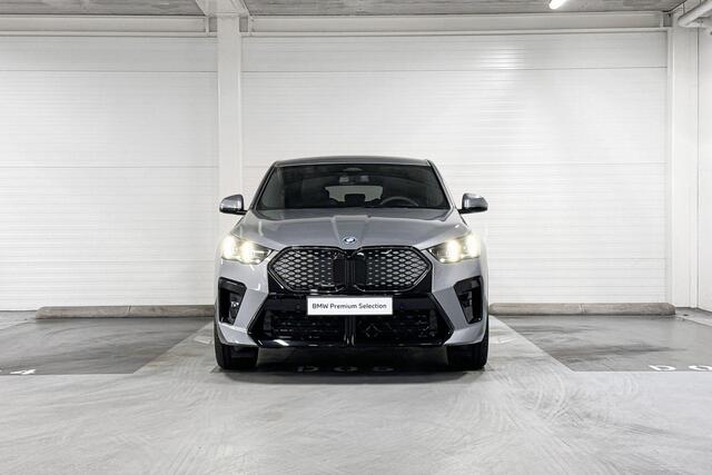 BMW X2 iX2 eDrive20 | M-Sport Pro | Innovation Pack | Driving Assistant Plus | Harman/Kardon | Panoramadak | Comfort Access