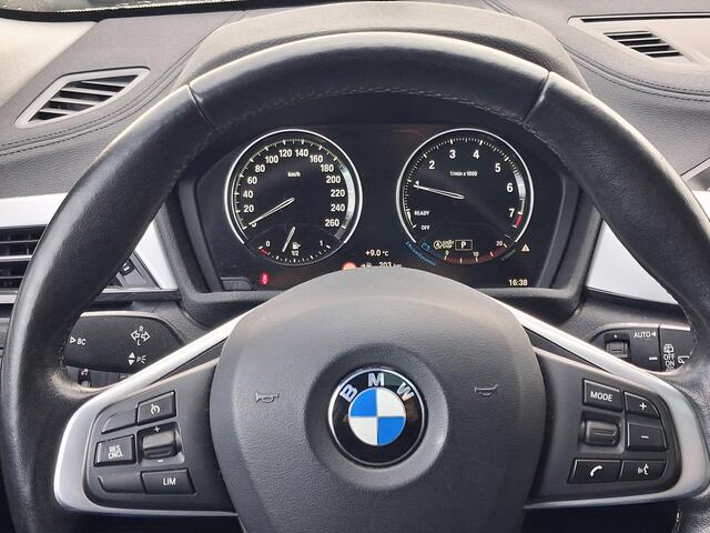 BMW X2 sDrive18i Executive | Nieuw Binnen! | Stoelverwarming | Leder | Pano