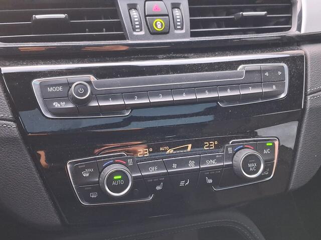 BMW X2 sDrive18i Executive | Nieuw Binnen! | Stoelverwarming | Leder | Pano