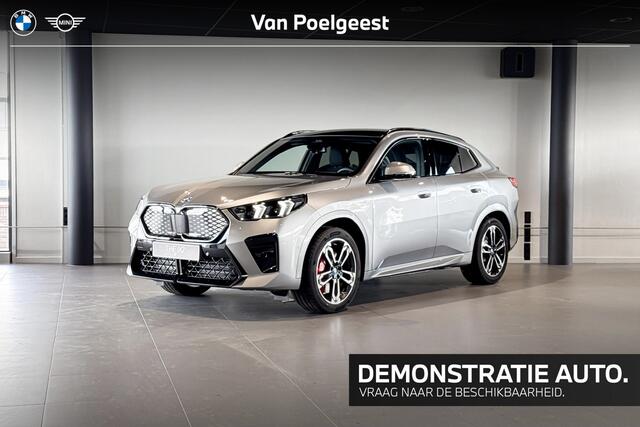 BMW X2 iX2 eDrive20 M Sport Edition | Glazen Panoramadak | Comfort Access | Stoelverwarming | Harman Kardon |