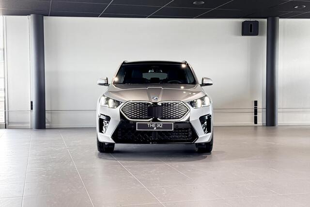 BMW X2 iX2 eDrive20 M Sport Edition | Glazen Panoramadak | Comfort Access | Stoelverwarming | Harman Kardon |