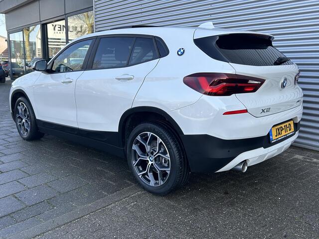 BMW X2 sDrive18i | LED | Panoramadak | Cruise&Climate Control |