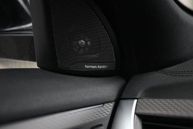 BMW X2 xDrive25e High Executive M Sport Automaat / Panoramadak / Sportstoelen / Head-Up / Achteruitrijcamera / Comfort Access / Harman-Kardon