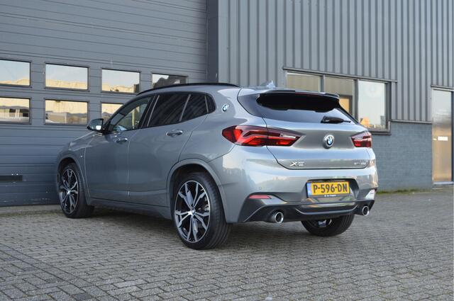 BMW X2 sDrive20i Executive Edition | M-PAKKET | PANO | ACC | HUD | CAMERA | TREKHAAK | HIFI |
