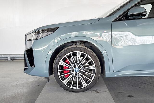 BMW X2 iX2 eDrive20 67 kWh