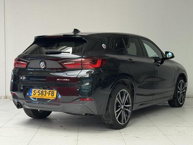 BMW X2 xDrive25e Business Edition Plus | Achteruitrijcamera | Leder | Stoelverwarming | Navigatie | Head-Up Display |
