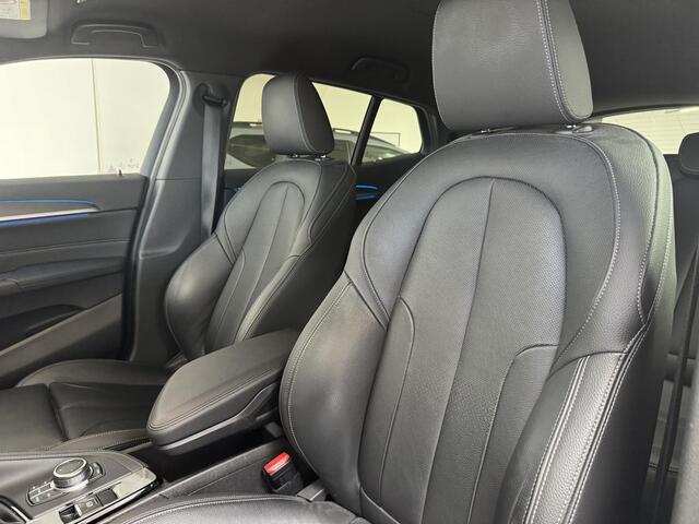 BMW X2 xDrive25e Business Edition Plus | Achteruitrijcamera | Leder | Stoelverwarming | Navigatie | Head-Up Display |