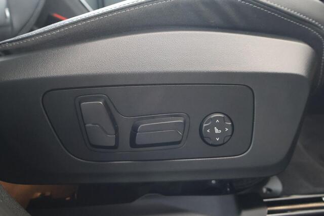 BMW X2 iX2 eDrive20 67 kWh | M Sport Pro | Glazen Panorama Dak | Harman Kardon | Driving Assistant Professional