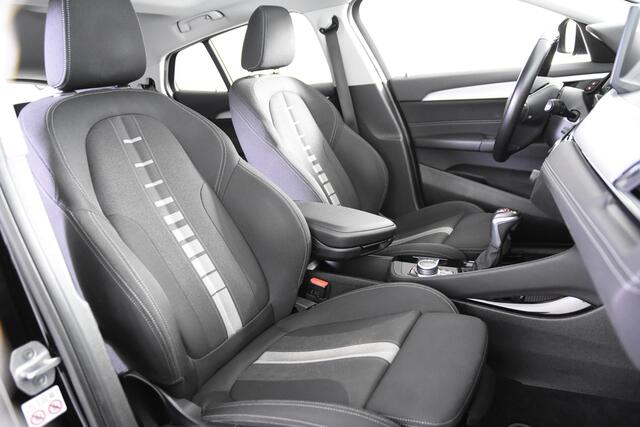 BMW X2 xDrive25e *1ste Eigenaar*HUD*Panoramadak*Camera*