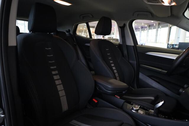 BMW X2 sDrive18i High Executive Cruise Controle | Elektrisch bedienbare achterklep | Stoelverwarming |
