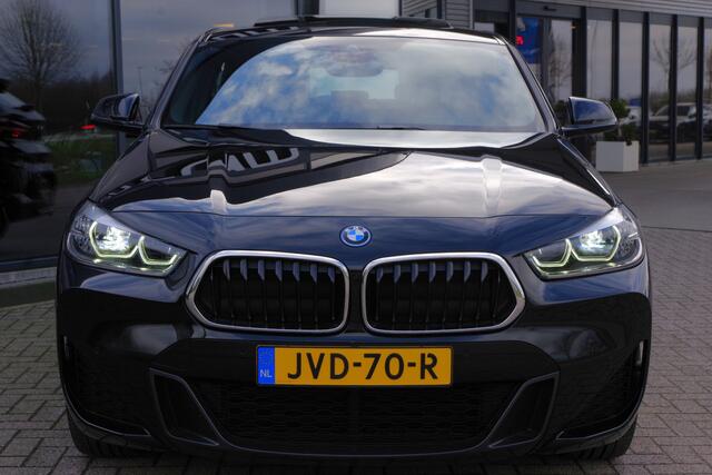BMW X2 xDrive25e 220 PK High Executive M-Sport PHEV, Panoramadak, LED, Camera