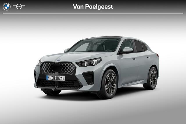BMW X2 iX2 eDrive20 67 kWh M Sport Edition | M Sportpakket Pro | Premium Pack | Trekhaak