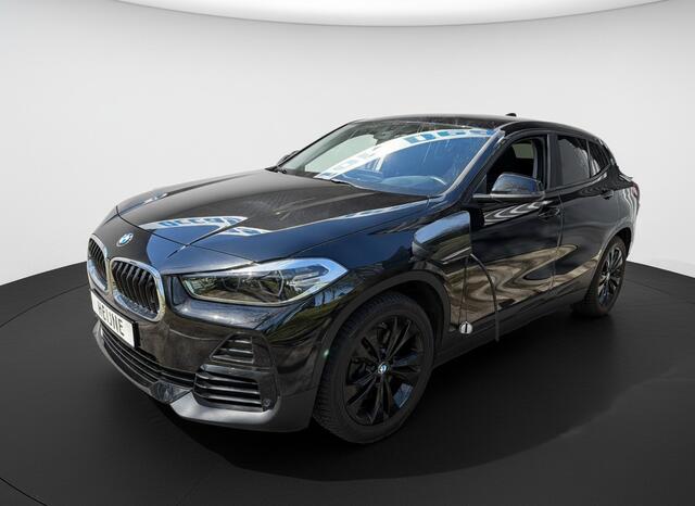 BMW X2 xDrive25e 220PK HYBRID EXECUTIVE SPORT LEDER/CAMERA/HEAD-UP