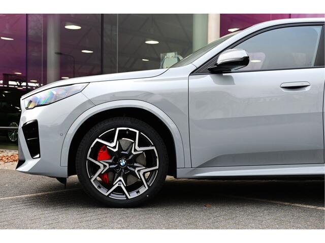 BMW X2 iX2 eDrive20 M Sport / Panoramadak / Trekhaak / M Sportstoelen / Head-Up / Adaptieve LED / Parking Assistant Plus / M Adaptief onderstel