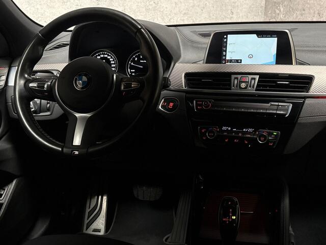 BMW X2 1.8i sDrive M Sport 140Pk Automaat (NAVIGATIE, M PAKKET, BLACK PACK, LEDER, STOELVERWARMING, SPORTSTOELEN, GETINT GLAS, SFEERVERLICHTING, PARKEERSENSOREN, NIEUWSTAAT)