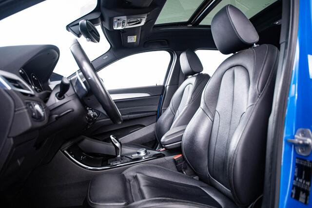 BMW X2 sDrive20i High Executive M-sport - Panoramadak - 20 inch - Leder - Stoelverwarming - Camera - Navigatie - Head-up - DAB - HiFi - Cruise Control - LED - Sportstoelen - PDC - Alarm