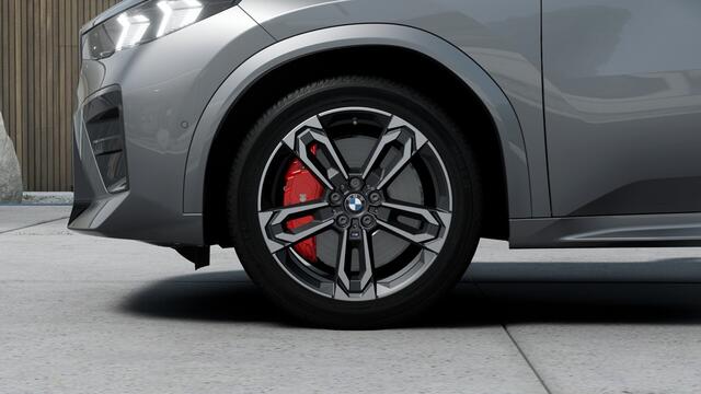 BMW X2 iX2 eDrive20 M Sport / Panoramadak / Trekhaak / Sportstoelen / Head-Up / M Adaptief onderstel / Parking Assistant Plus / Adaptieve LED