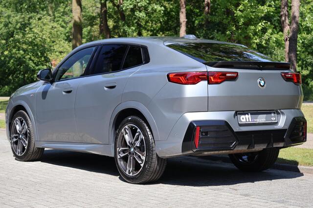BMW X2 sDrive20i Launch Edition M-Sport | Pano | HUD | Harman Kardon | 360 Camera | Iconic Grille | Stoelverwarming | LED | Keyless | Etc.