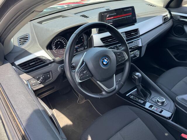 BMW X2 xDrive25e 220PK HIGH EXECUTIVE HEAD UP ,CAMERA
