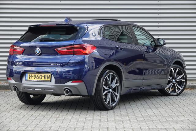 BMW X2 xDrive25d High Executive M-Sport | Panodak | H&K | Trekhaak | ACC | HUD |