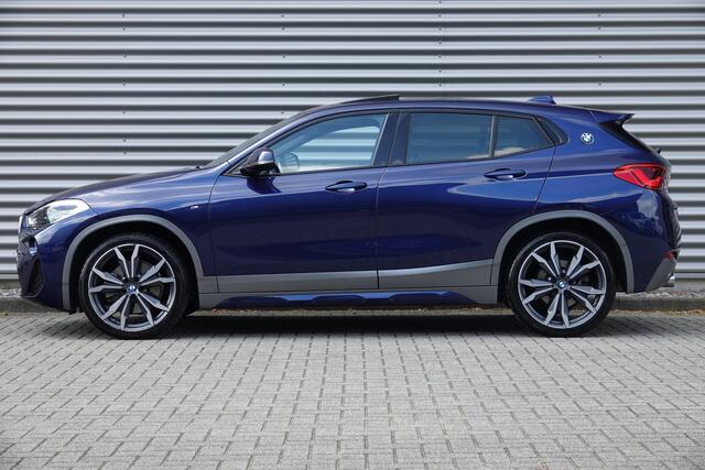 BMW X2 xDrive25d High Executive M-Sport | Panodak | H&K | Trekhaak | ACC | HUD |
