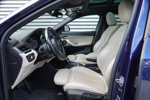 BMW X2 xDrive25d High Executive M-Sport | Panodak | H&K | Trekhaak | ACC | HUD |
