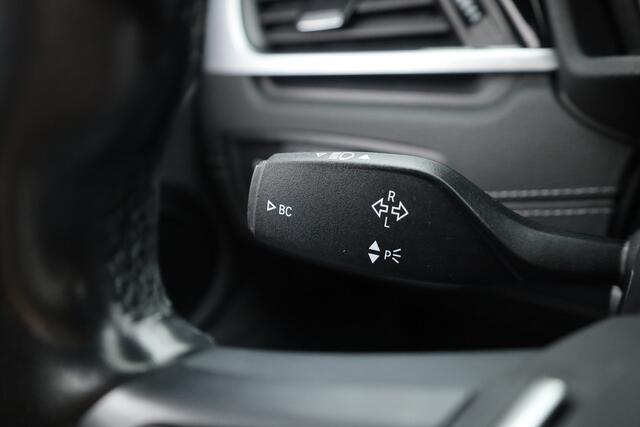 BMW X2 xDrive25e M Sport | Rijklaar! | SOH-87,0% | S/K-Dak | Nav+CarPlay | Cruise | Memory | LED | Climate | Elek. Klep | PDC | 19" V