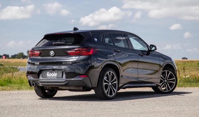 BMW X2 xDrive25e High Executive M PAKKET / CARPLAY / CRUISE CONTROLE / BRUIN LEER / STOELVERWARMING