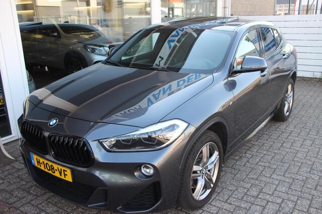 BMW X2 sDrive20i High Executive PANORAMADAK