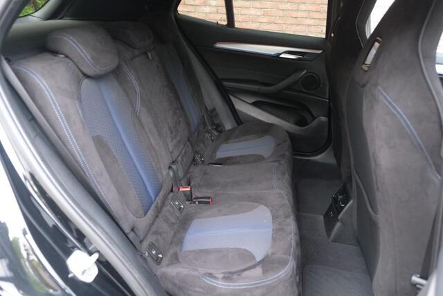 BMW X2 sDrive20i 192pk Aut. High Executive M Sport | Navi | App Connect | Climate | Camera | Alcantara | Elektrische Achterklep | Winter Pakket