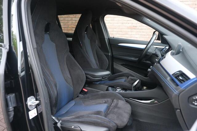 BMW X2 sDrive20i 192pk Aut. High Executive M Sport | Navi | App Connect | Climate | Camera | Alcantara | Elektrische Achterklep | Winter Pakket