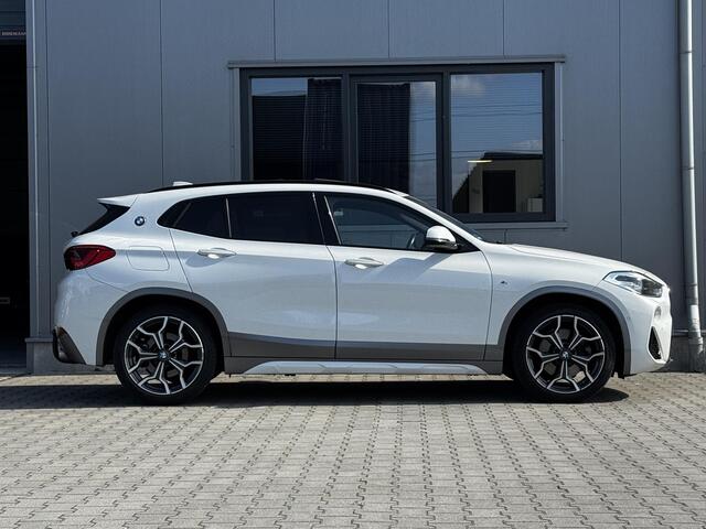 BMW X2 2.0i xDrive High Executive 192 PK | M sport | Pano | Trekhaak | Elek stoelen | 19 Inch