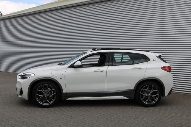 BMW X2 xDrive25e M-Sportpakket (Pano Sportleder/Memory Carplay HarmanKardon HeadUp Keyless Full-Led 19Inch)