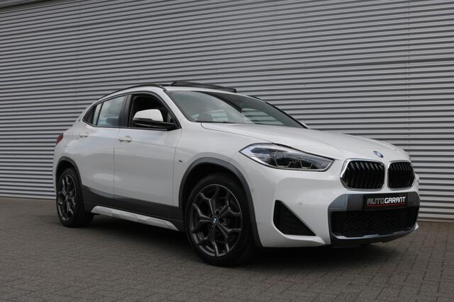 BMW X2 xDrive25e M-Sportpakket (Pano Sportleder/Memory Carplay HarmanKardon HeadUp Keyless Full-Led 19Inch)