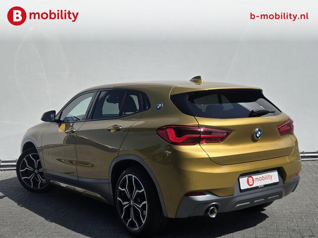 BMW X2 sDrive18i High Executive M-Sport X Achteruitrijcamera Head-Up | Elektrische Stoelen | HIFI | Stoelverwarming | DAB