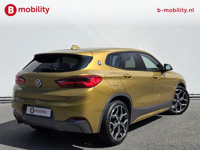 BMW X2 sDrive18i High Executive M-Sport X Achteruitrijcamera Head-Up | Elektrische Stoelen | HIFI | Stoelverwarming | DAB