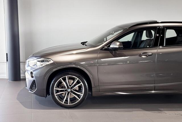 BMW X2 sDrive20i High Executive Edition | M Sport | Glazen Panoramadak | Stoelverwarming | Achteruitrijcamera | Trekhaak |