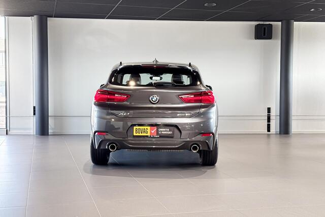 BMW X2 sDrive20i High Executive Edition | M Sport | Glazen Panoramadak | Stoelverwarming | Achteruitrijcamera | Trekhaak |