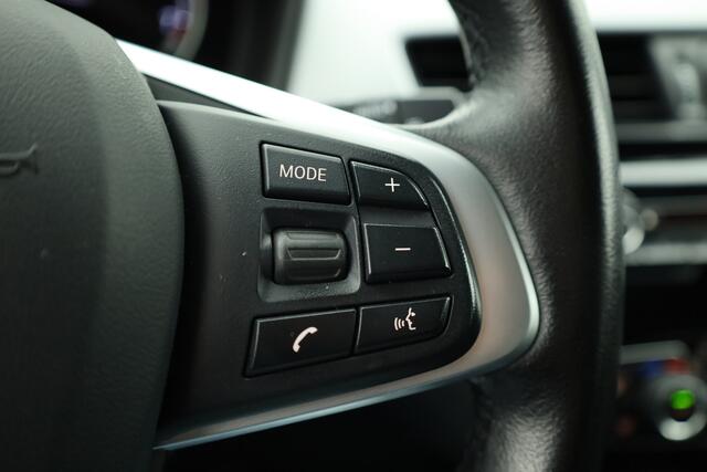 BMW X2 sDrive20i | Navi | Stoelverw. | Elek. Achterklep | Afn. Trekhaak | All Seasons