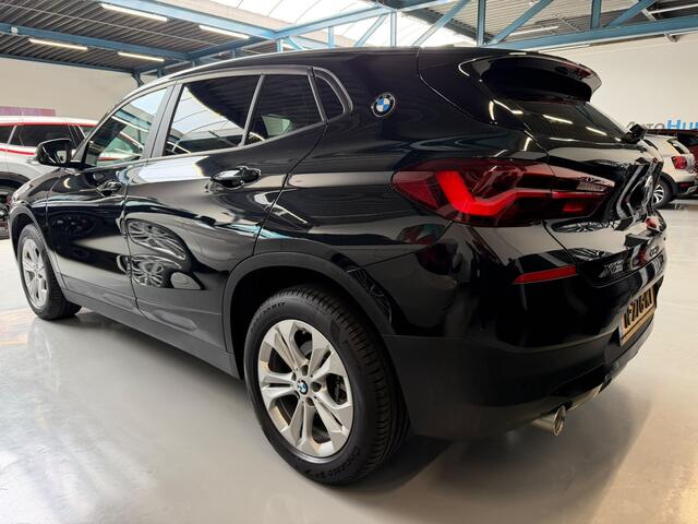 BMW X2 sDrive18i High Executive Edition LED Panoramadak