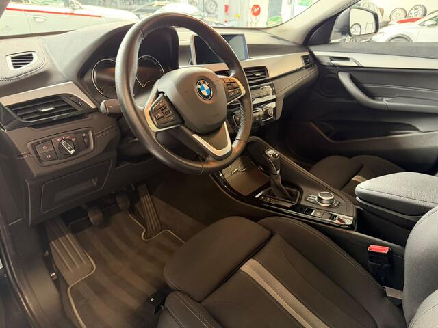 BMW X2 sDrive18i High Executive Edition LED Panoramadak