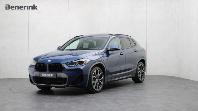 BMW X2 xDrive25e High Executive M-Sport X | Head-up | Panoramadak | Memory | Driving Assistant Plus | M Sportstoelen | Stuurwielverwarming