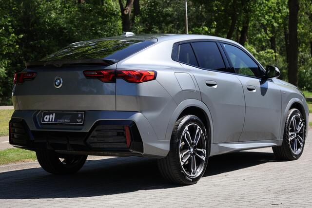 BMW X2 sDrive20i Launch Edition M-Sport | Pano | HUD | Harman Kardon | 360 Camera | Iconic Grille | Stoelverwarming | LED | Keyless | DAB l Etc.