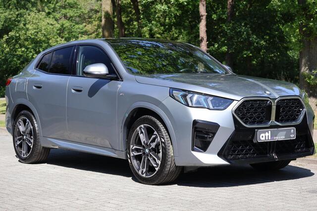 BMW X2 sDrive20i Launch Edition M-Sport | Pano | HUD | Harman Kardon | 360 Camera | Iconic Grille | Stoelverwarming | LED | Keyless | DAB l Etc.