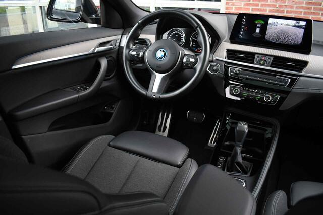 BMW X2 xDrive25e M-Sport | Pano | HUD | Sunset orange | 19 inch | Camera