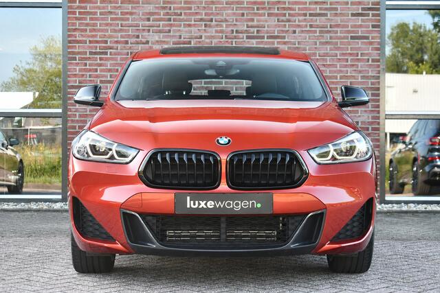 BMW X2 xDrive25e M-Sport | Pano | HUD | Sunset orange | 19 inch | Camera