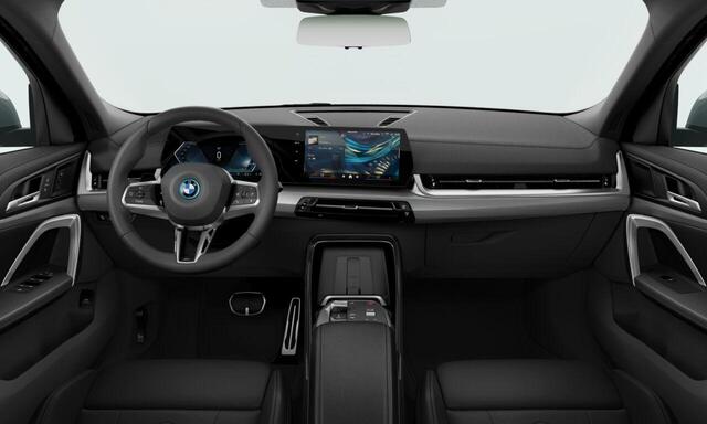 BMW X2 iX2 eDrive20 Pure Edition 67 kWh M Sportpakket | Premium Pack